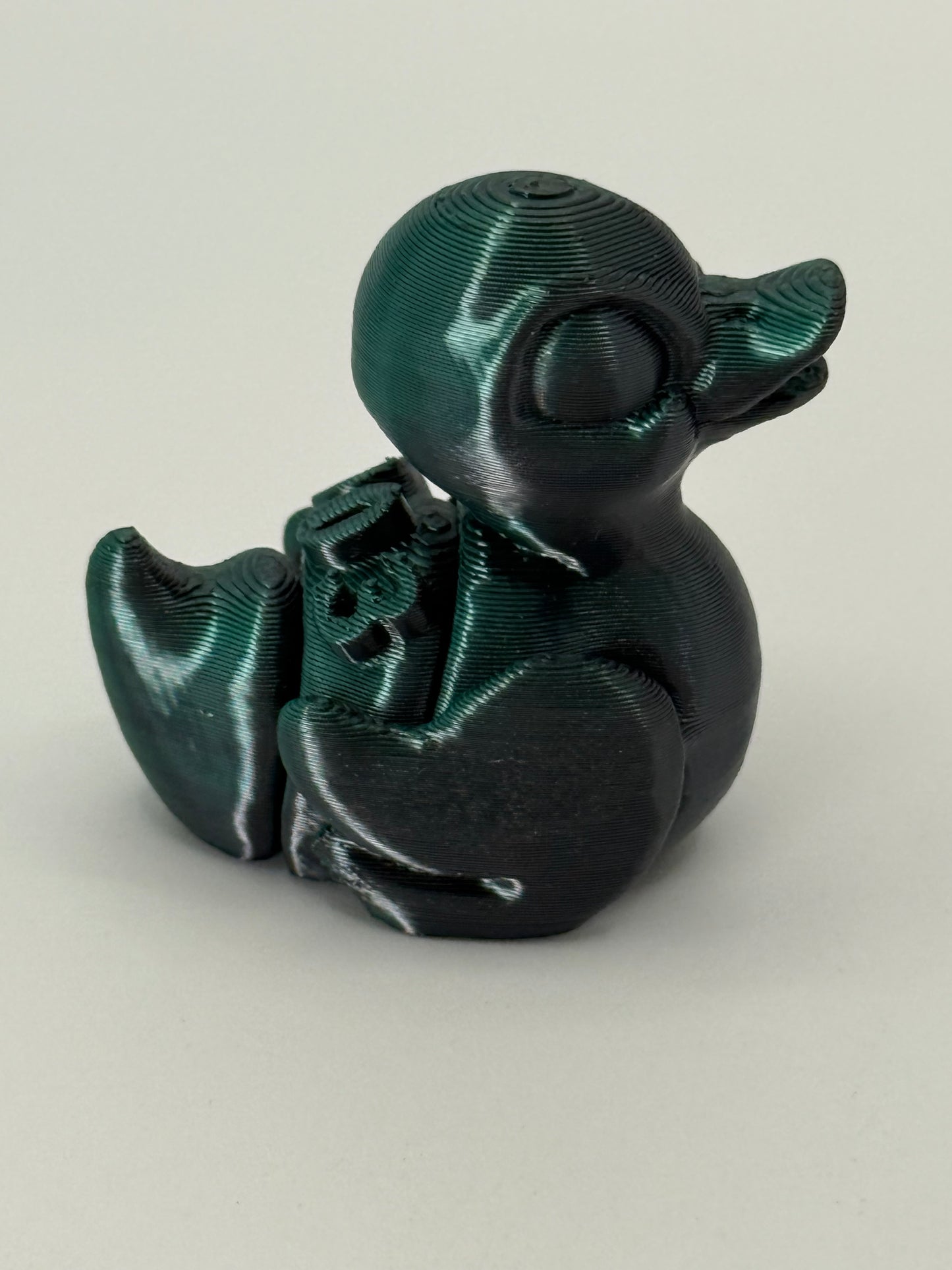 D03: Silk Black Green