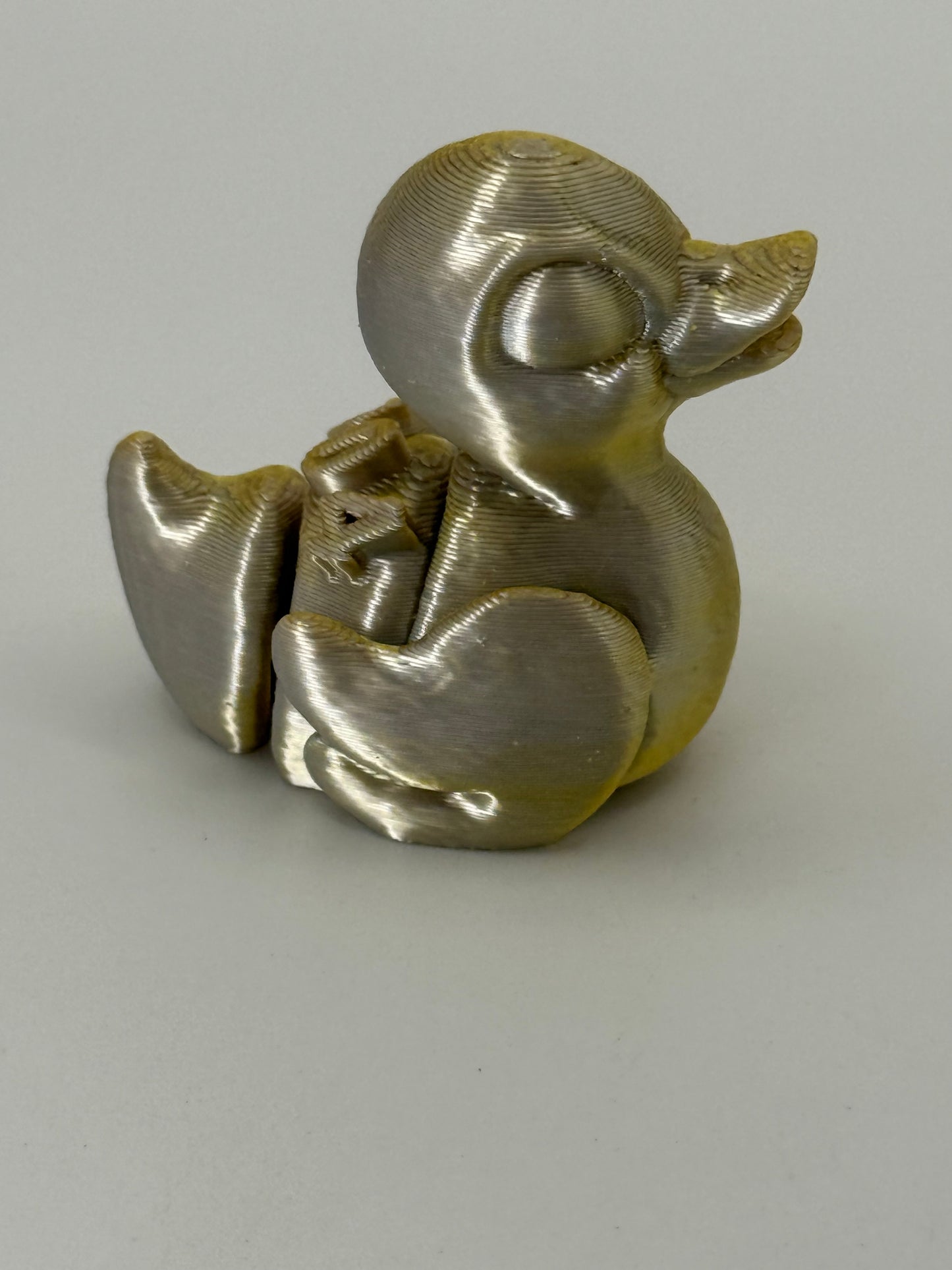 D04: Silk Golden Silver